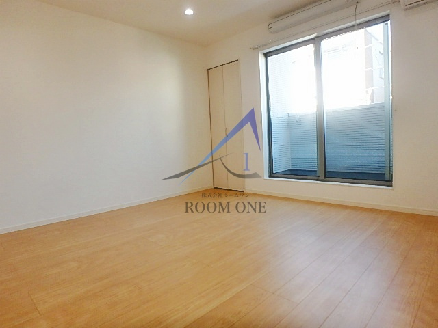 Let's Smartの居間・リビング|洋室のお部屋です。