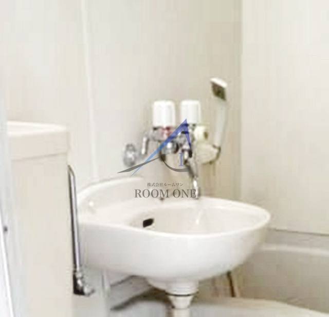 キャロル中野の洗面所|洗面台です。