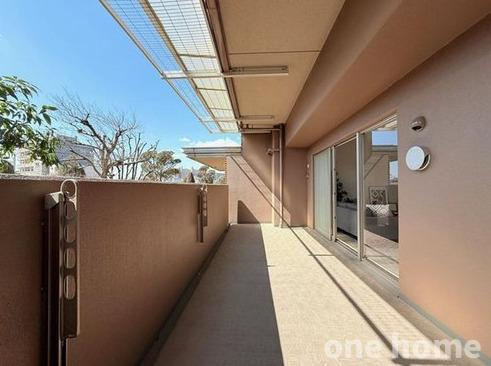 エンゼルフィールズ三国のバルコニー|◆南側ワイドバルコニーです！スロップシンク完備！