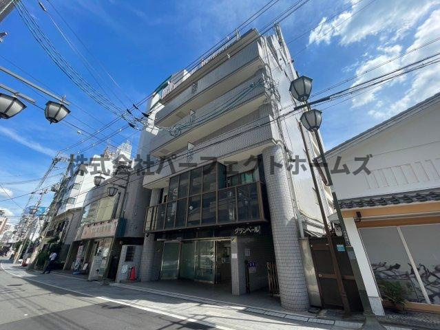 グランベールの外観|外観は落ち着いています