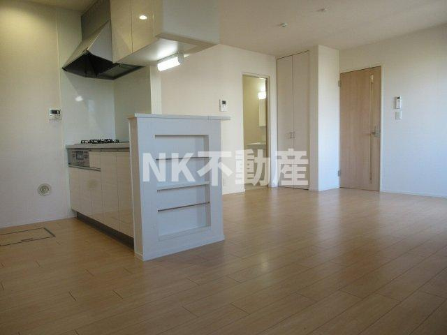 【居間・リビング】 | メゾンひかり（枚岡賃貸） | 居間です