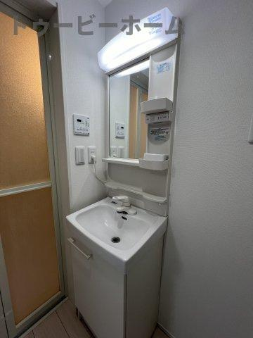 グリーン・ジュピターの洗面所|脱衣スペースもあります