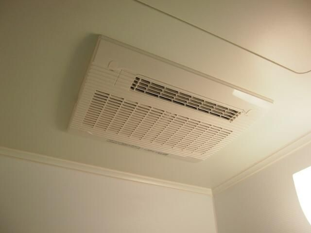 ルーブル板橋区役所前の浴室