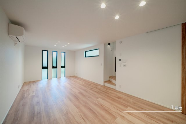 【居間・リビング】