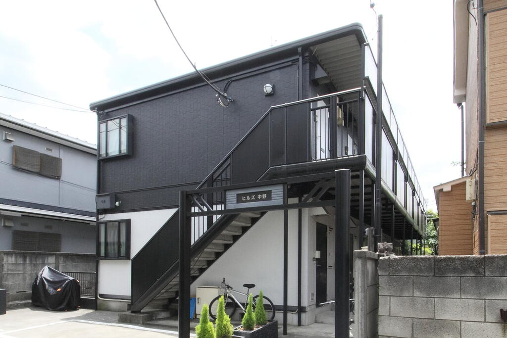ヒルズ中野の外観