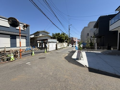 【居間・リビング】 | 【仲介手数料０円】藤沢市鵠沼藤が谷3期　新築一戸建て | 藤沢市鵠沼藤が谷3期　新築一戸建て