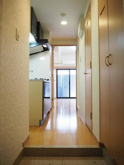 ルーブル南池袋の玄関