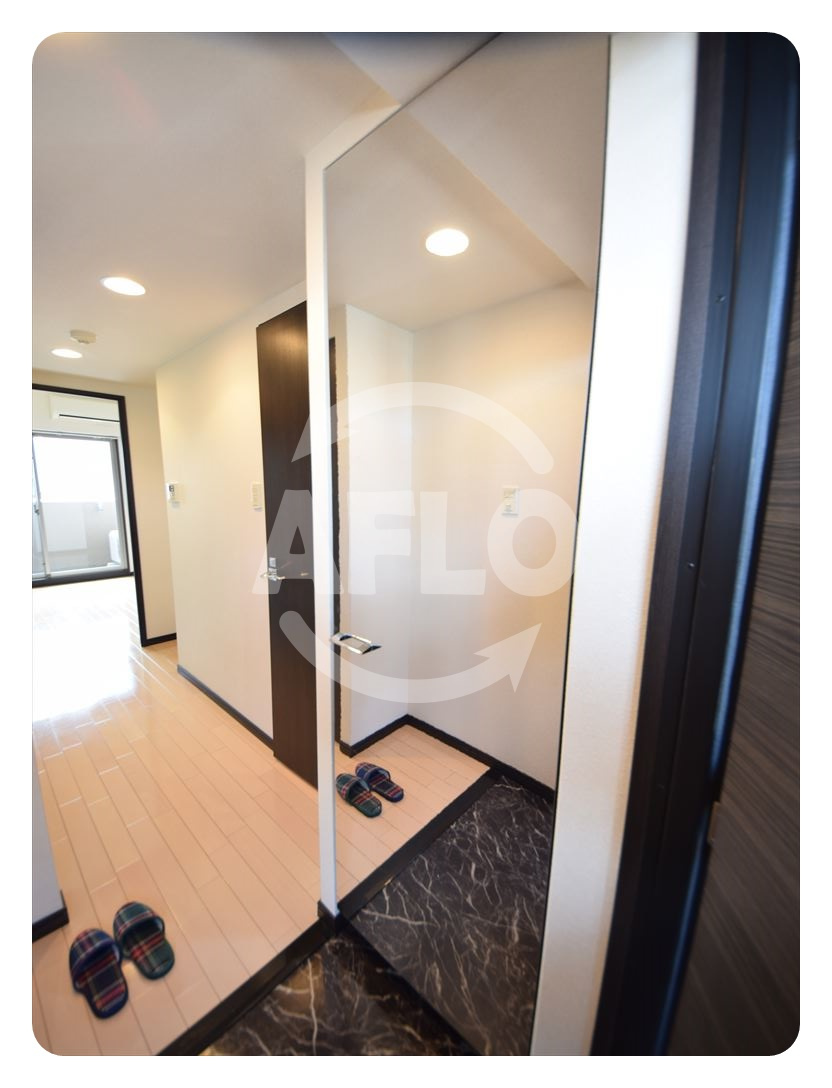 アスヴェル難波EASTの収納|アスヴェル難波ＥＡＳＴ　鏡付きシューズボックス