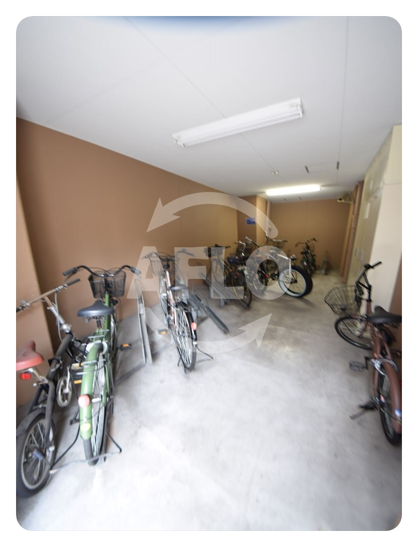 アスヴェル難波EASTの駐車場|アスヴェル難波ＥＡＳＴ　駐輪場