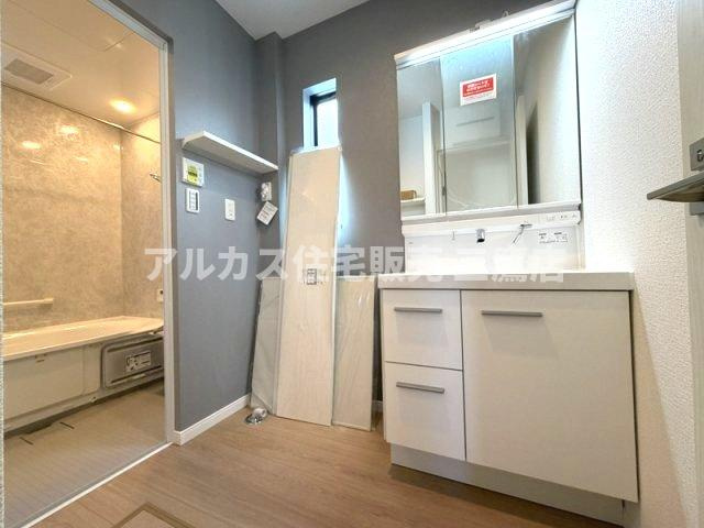 調布市深大寺南町５丁目 京王線 つつじヶ丘駅 新築戸建の独立洗面台