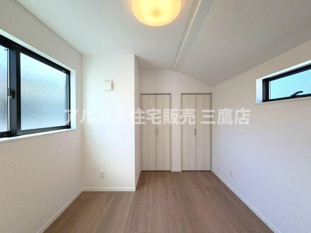 調布市深大寺南町５丁目 京王線 つつじヶ丘駅 新築戸建の洋室