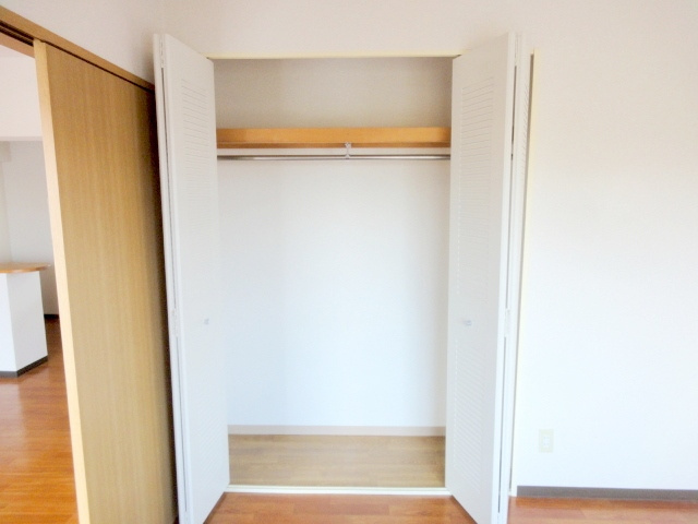 ViewTerrace売布Ⅰの収納|クローゼットです