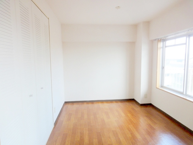 ViewTerrace売布Ⅰの居間・リビング|洋室です