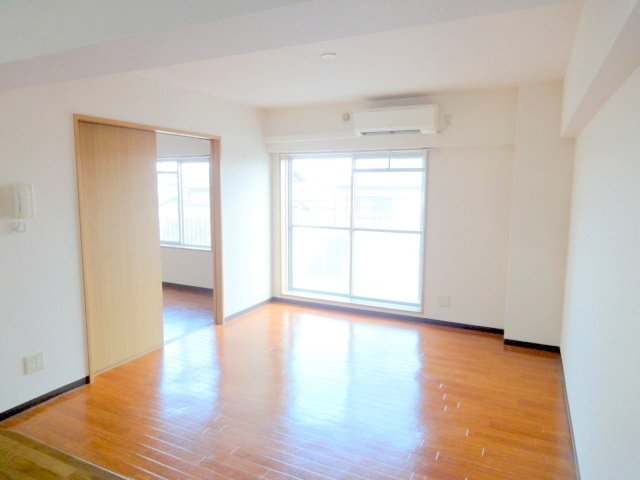 ViewTerrace売布Ⅰの居間・リビング|リビングです