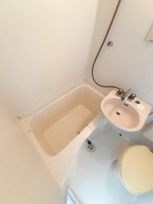 【浴室】 | シティパレス清水町Ⅲ | きれいなお風呂です