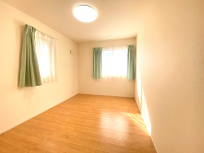 【洋室】 | 鹿沼市晃望台【グランディハウス施工】　4SSLDK