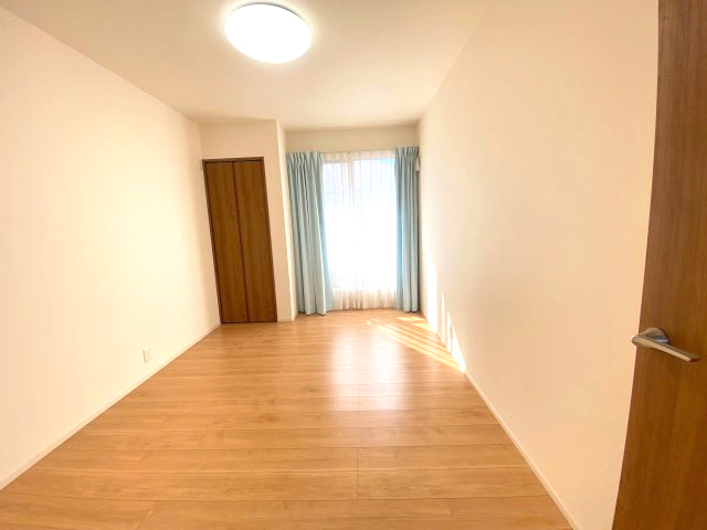 【洋室】 | 鹿沼市晃望台【グランディハウス施工】　4SSLDK