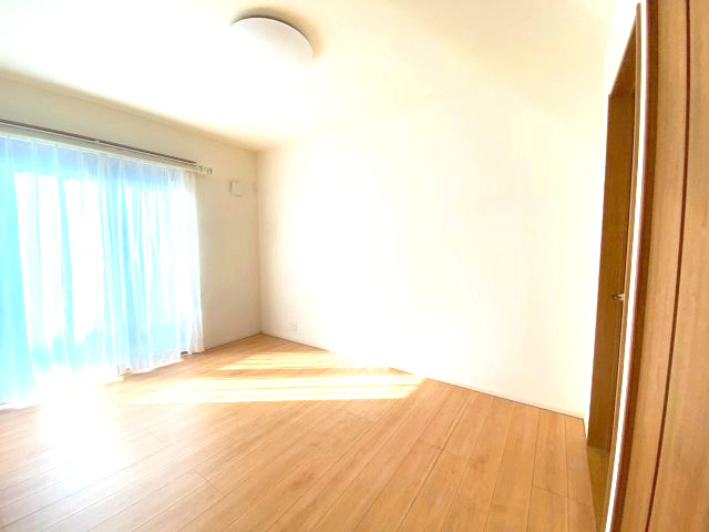 【洋室】 | 鹿沼市晃望台【グランディハウス施工】　4SSLDK
