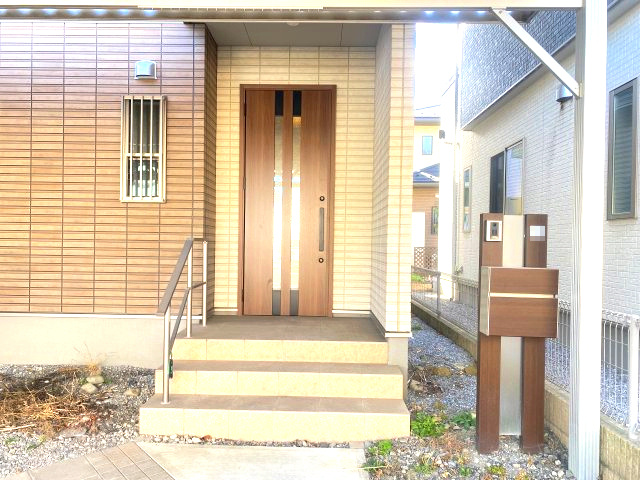 【玄関】 | 鹿沼市晃望台【グランディハウス施工】　4SSLDK