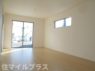 【居間・リビング】 | 須賀川市森宿新築一戸建て6棟 | ゆったりとしたリビングです