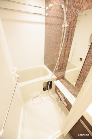 アルグラッド梅田WEST　仲介手数料無料の浴室