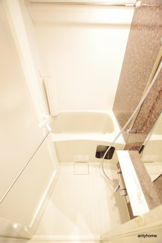 アルグラッド梅田WEST　仲介手数料無料の浴室