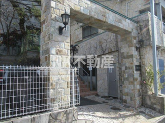 【エントランス】 | 建物の内部です