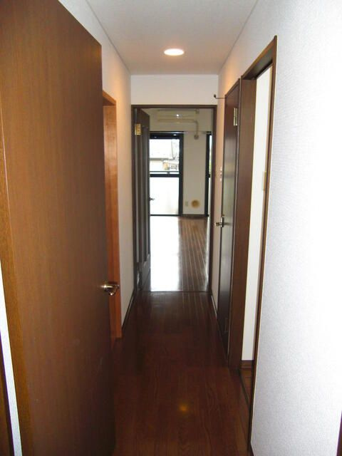 コンフォールドミールの玄関