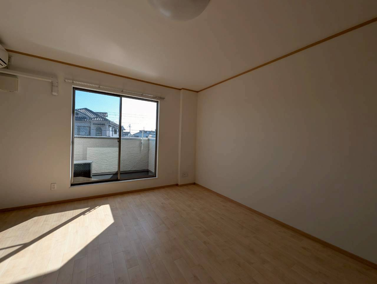 サンフィールドの居間・リビング