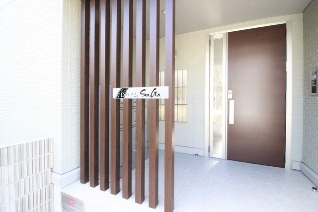 DハイムSAGAのエントランス