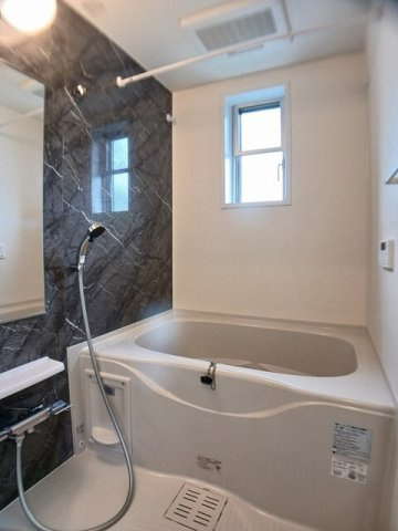 サンヒルズの浴室