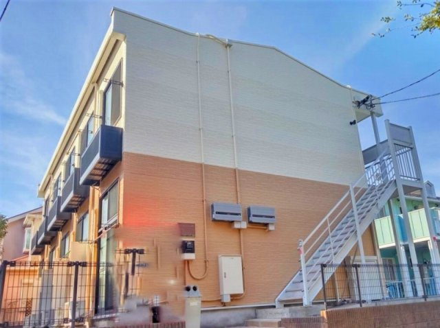 レオパレス幕張西の外観