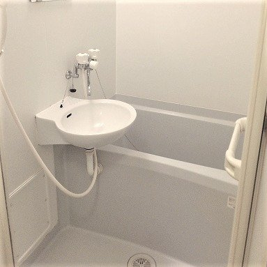 レオパレスグランデーム幕張の浴室