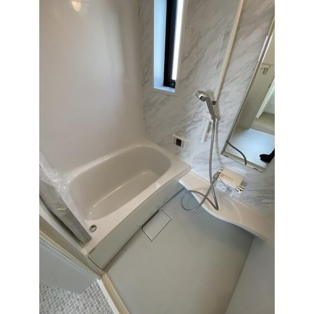 コモド本木の浴室