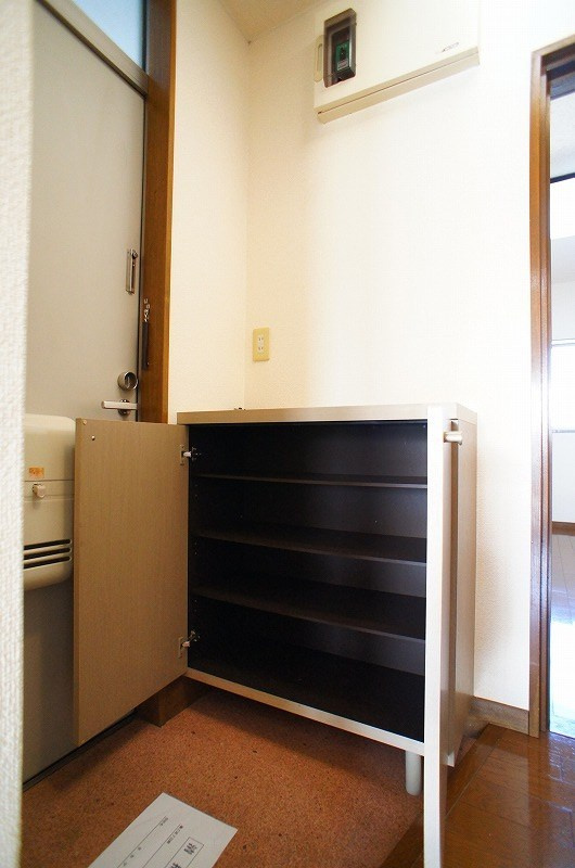 アーデルミーツの収納