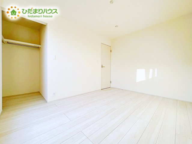 【洋室】 | 水戸市千波町4期　新築戸建　１号棟 | ご家族様一人ひとりの大切なプライベート空間。シンプルなデザインなので、趣味・感性で個性的に飾ることができます♪