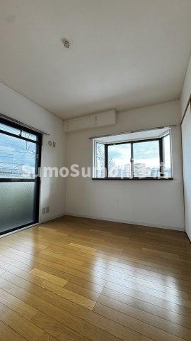 シャンブル筑紫の居間・リビング