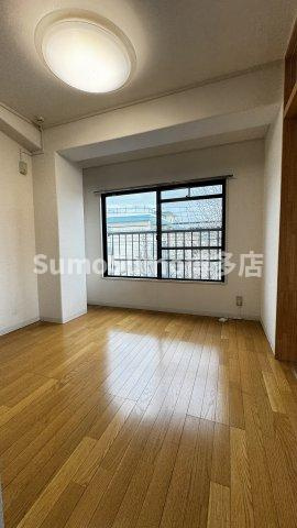 シャンブル筑紫の居間・リビング