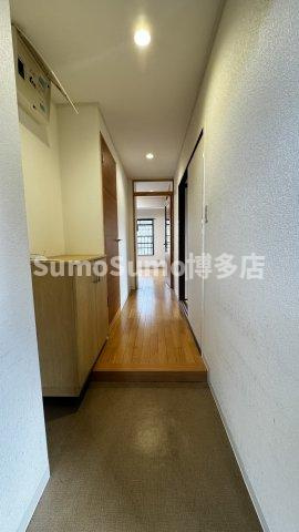 シャンブル筑紫の玄関