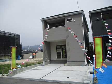 広島市佐伯区五日市町美鈴園　新築一戸建て(全2棟)の外観