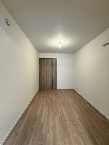 メロディーハイム守口の洋室|エアコンも設置可能な洋室です。