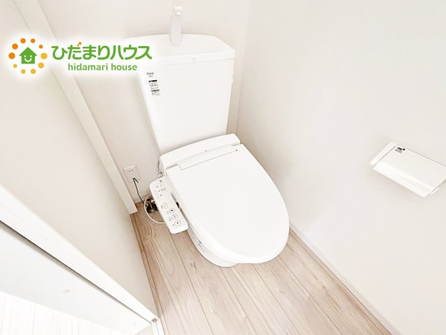 【トイレ】 | 水戸市小吹町1期　新築戸建 | 環境にもやさしい、少ない水量でしっかり流す節水型トイレを設置！