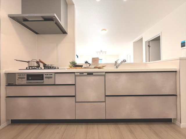 『八王子市新築戸建て』八王子市大和田町5丁目30-26【仲介手数料無料】のキッチン|～仲介手数料無料☆八王子ひなた不動産～　八王子市大和田町　新築戸建て