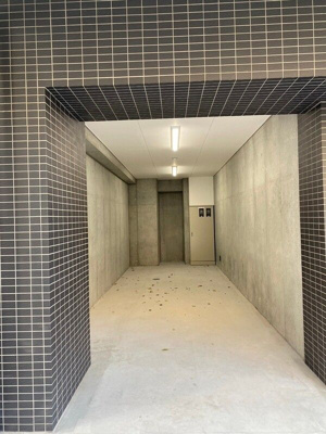  | エストゥルースプラス両国