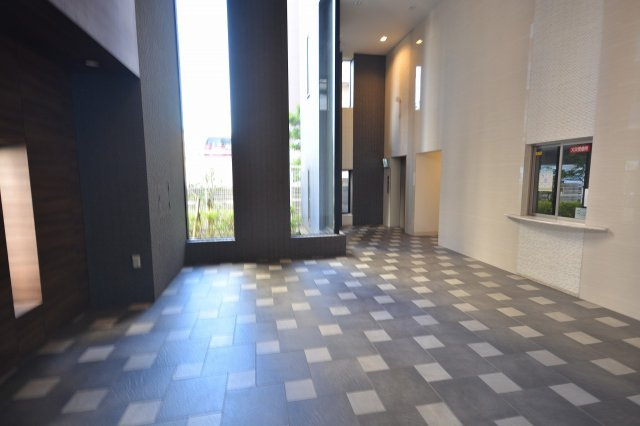 コスモ梅田ＷＥＳＴのロビー