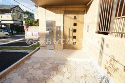 【エントランス】 | ラズベリー