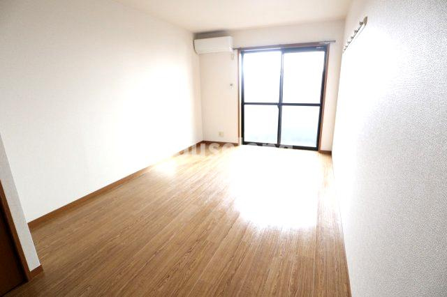 フジパレス太田Ⅱ番館の洋室