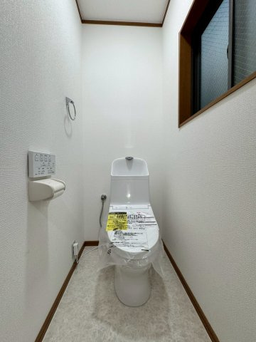 守口市大久保町4丁目のトイレ|トイレは１階と２階の２か所にございます。