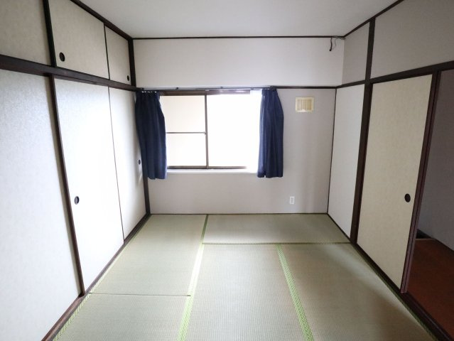 磯松マンションの和室|※写真は別の部屋のものです。