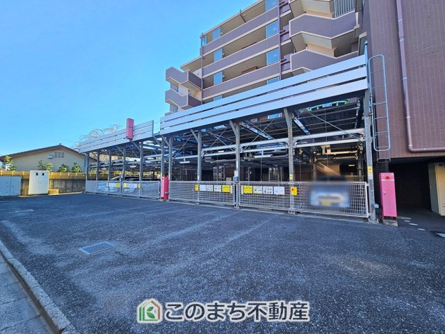 サンクレイドル宇都宮操町ウインフォートの駐車場|立体駐車式の駐車場！